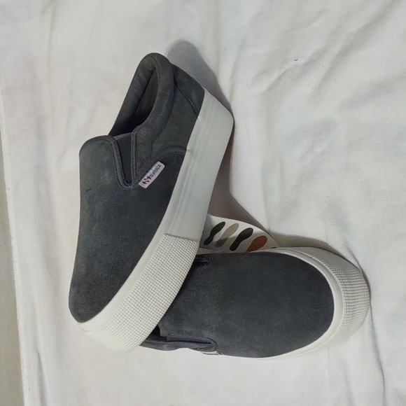 Superga people's shoes of Italy - Picture 8 of 11